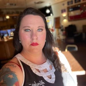 Meet your Posher, Valerie